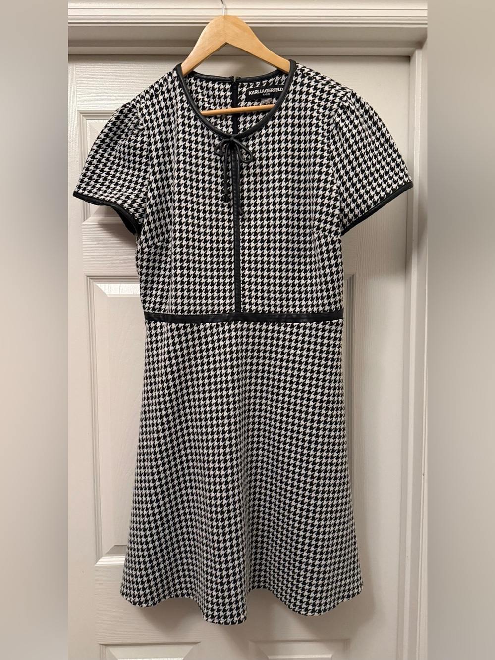 Karl Lagerfeld Paris Houndstooth Bow Neck Dress Womens 12 Puff Sleeve